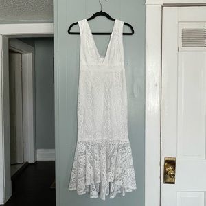 White lace mid-length dress